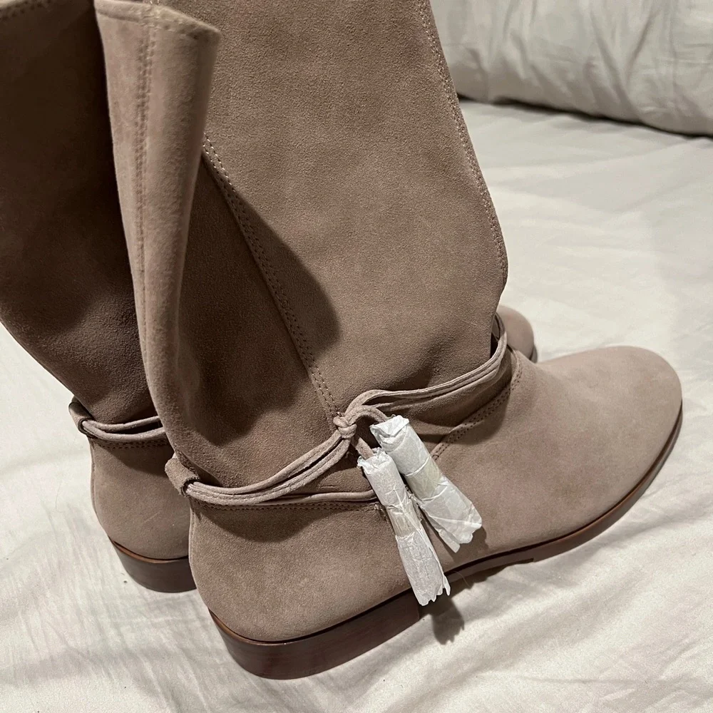 Land’s End tan suede boots size 10B - Picture 5 of 10